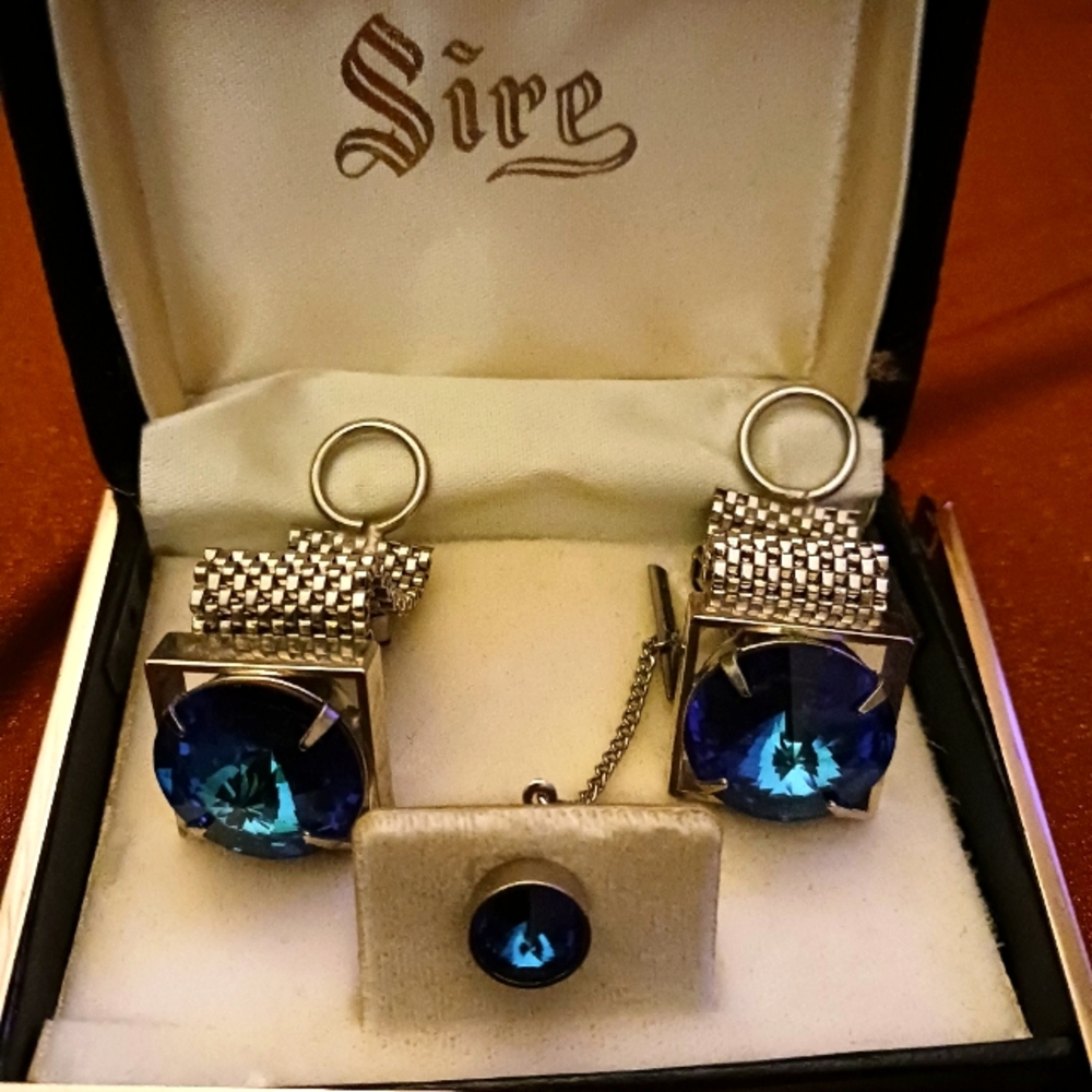 Vintage Fashion Jewelry cuff - links